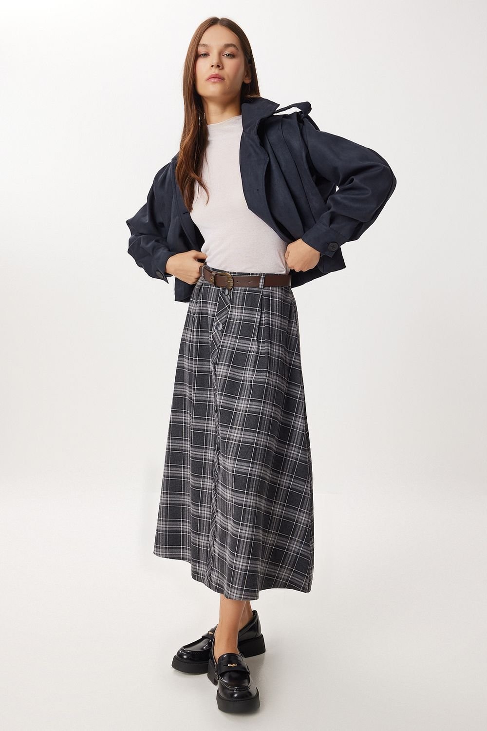 Happiness Istanbul Happiness Istanbul Women's High Waist Midi Skirt with Button Closure in Navy - 2