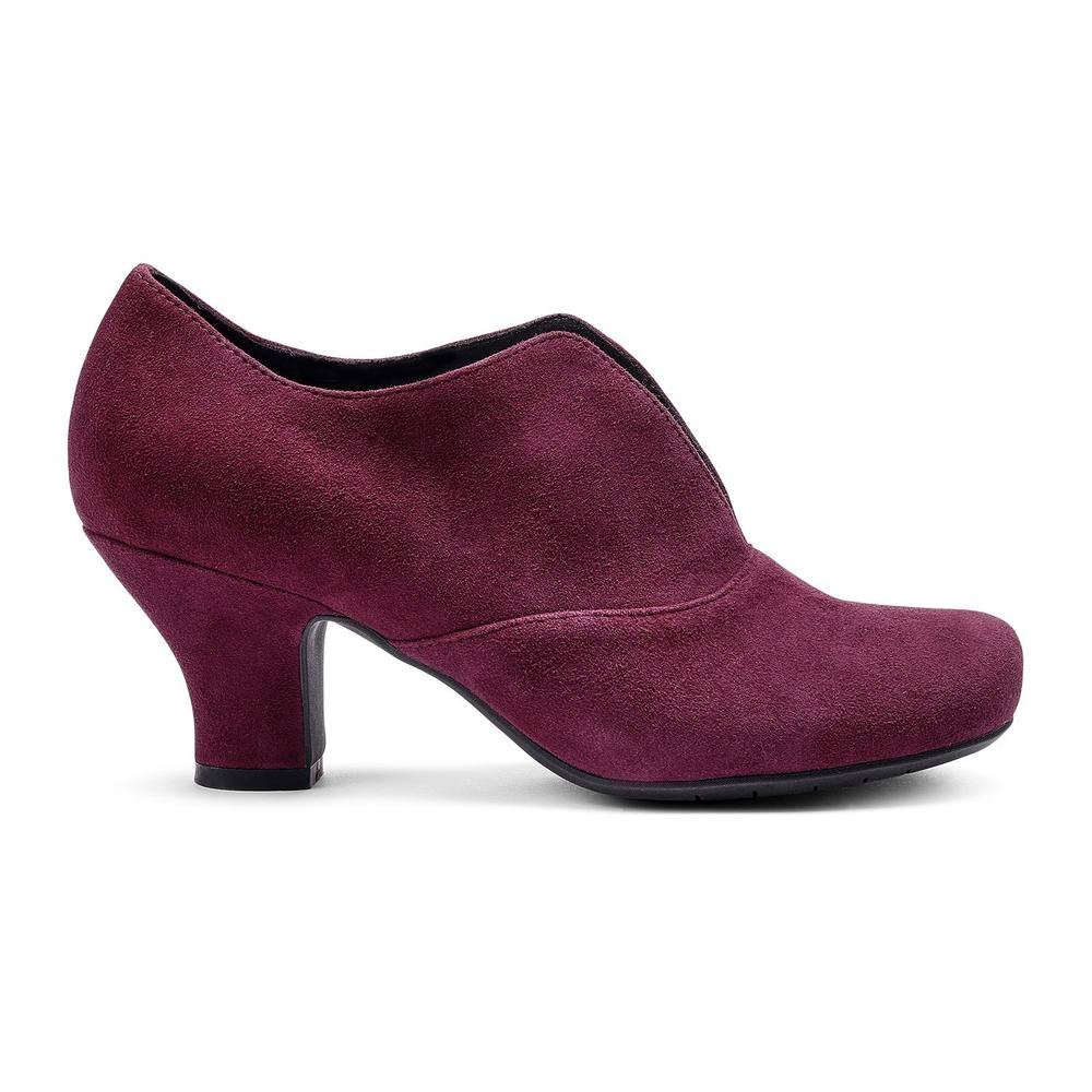 Hotter Hotter Women's 'Waltz' Heels in Maroon - 2
