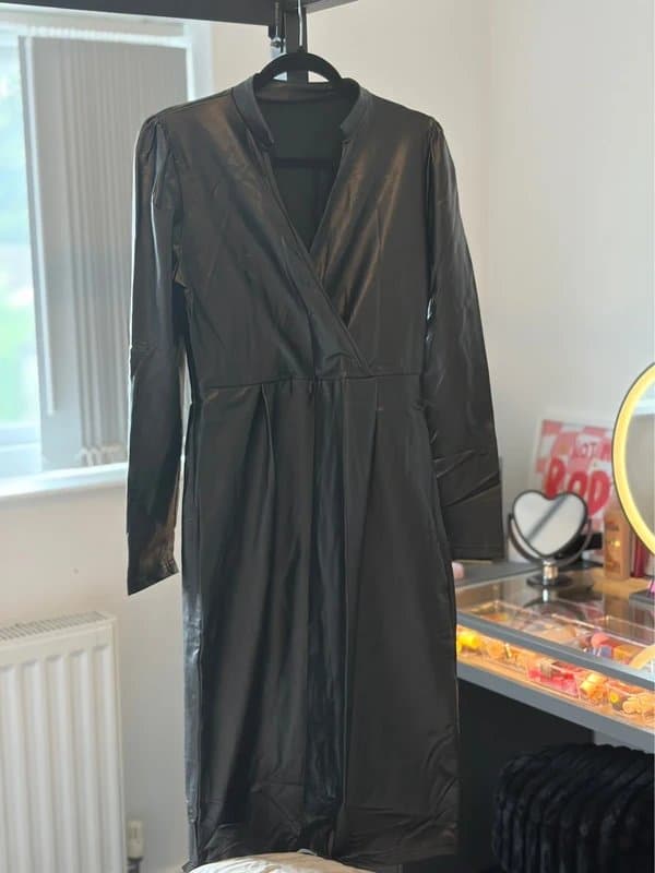 unbranded Black Faux Leather Effect Wrap Front Midi Dress Size 12
