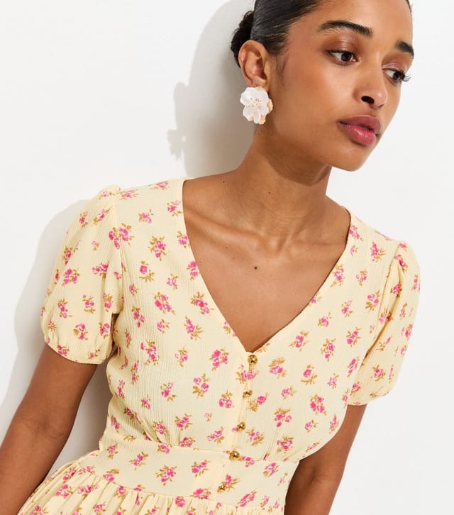 New Look Women's Light Yellow Crinkle Ditsy Short Sleeve Mini Dress New Look - 2