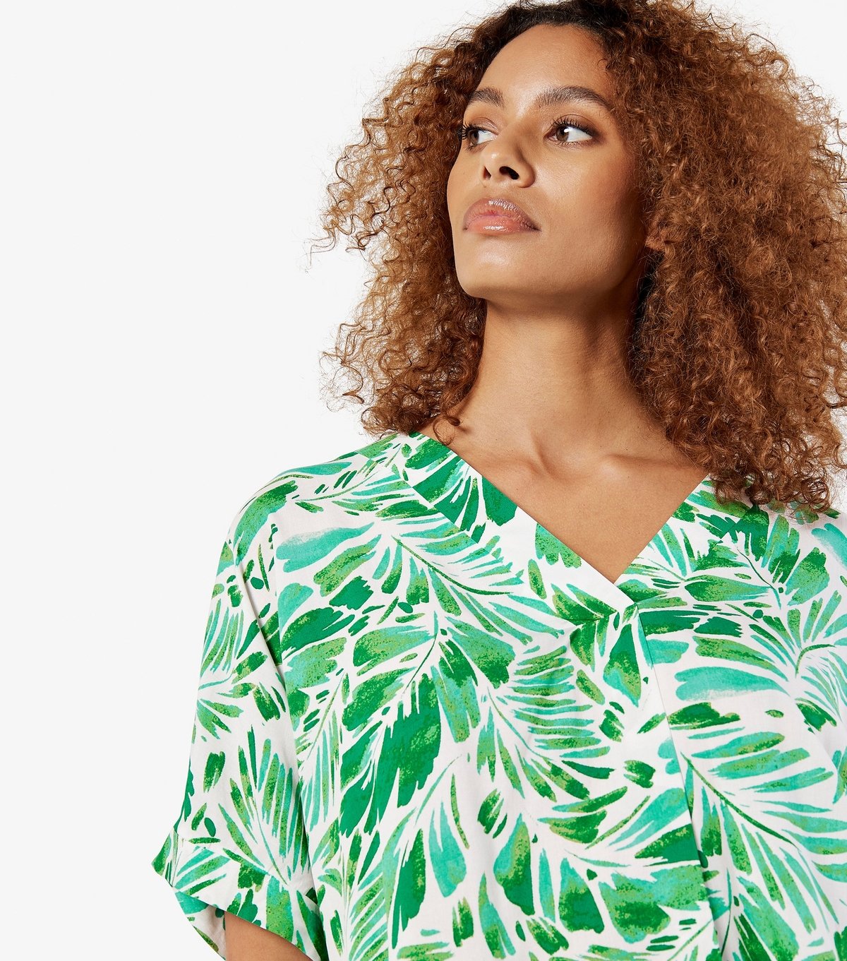 Apricot Women's Off White Tropical Print Pleated Top Apricot New Look - 2