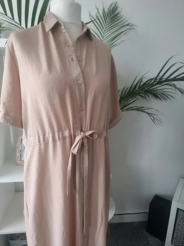 New Look New Look Size 16 Beige Button up dress