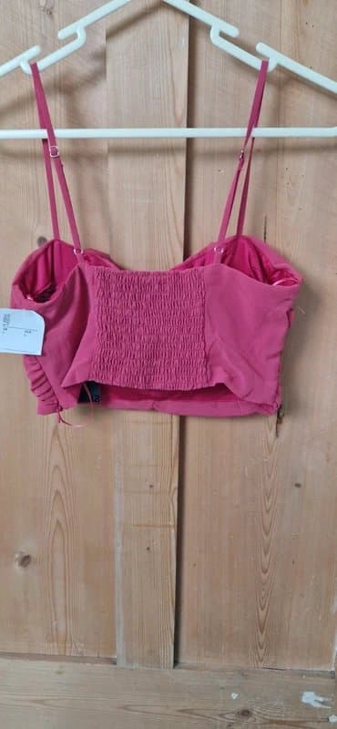 Bershka Bershka flower crop top. Medium. Side zip. Non stretch. Ibiza. Holiday. Party Wear