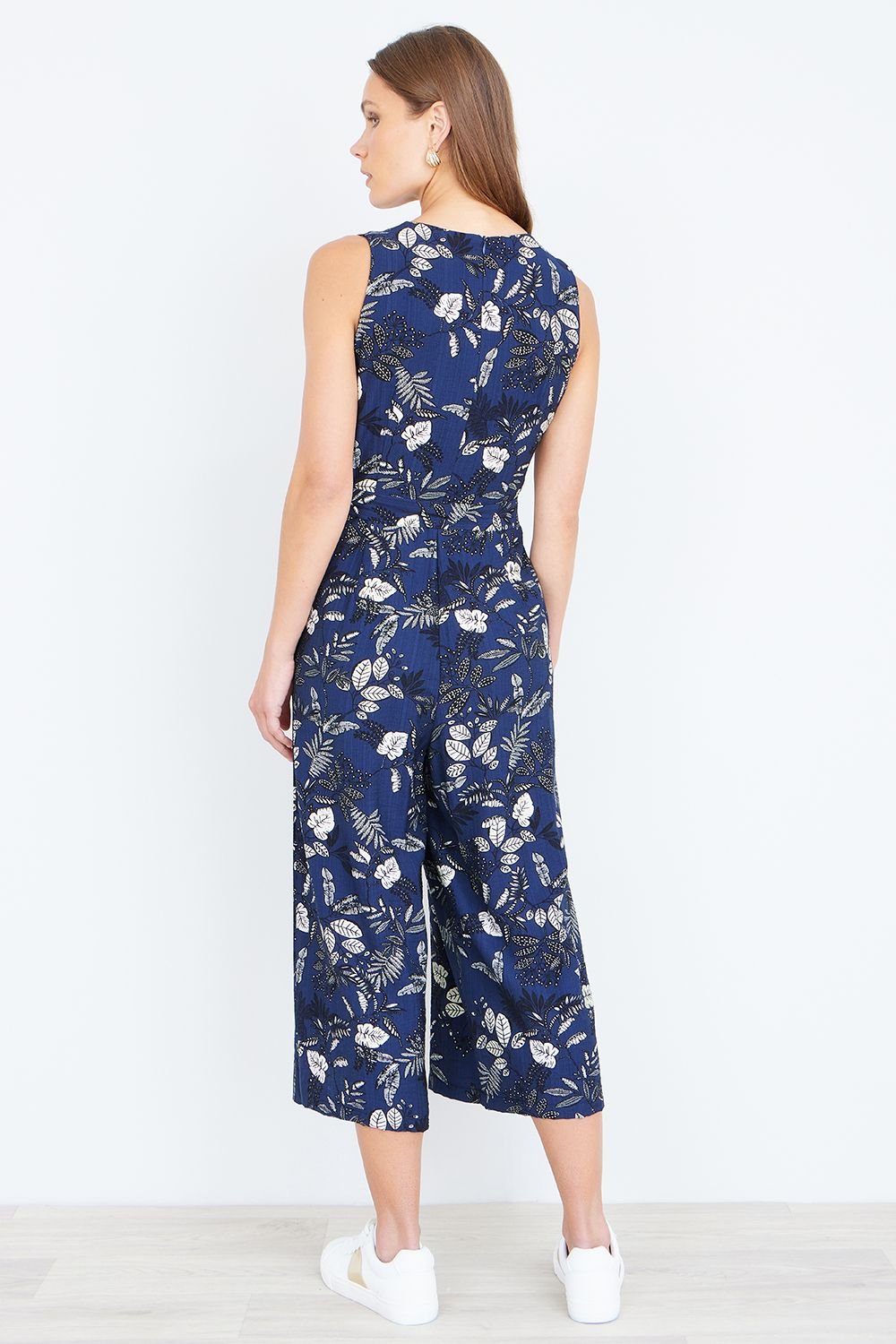 Yumi Yumi Women's Leaf Print Jumpsuit With Pockets in Navy - 3