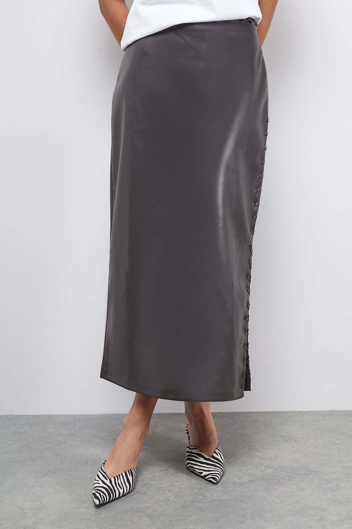 Warehouse Warehouse Women's Faux Leather Whipstitch Detail Midi Skirt in Chocolate