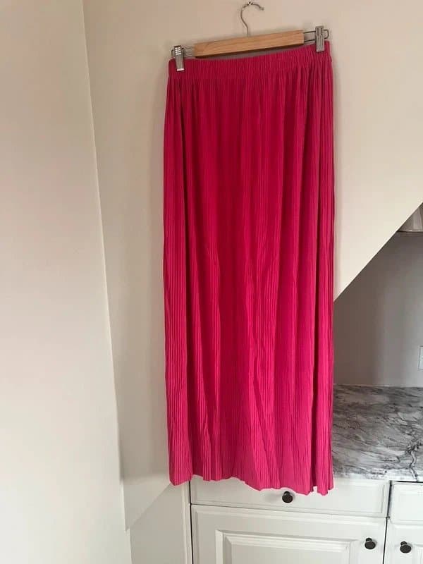 Made In Italy Made in Italy Hot Pink Button Stretch Pleated Button Detail Wrap Tie Maxi Skirt One Size 10-22