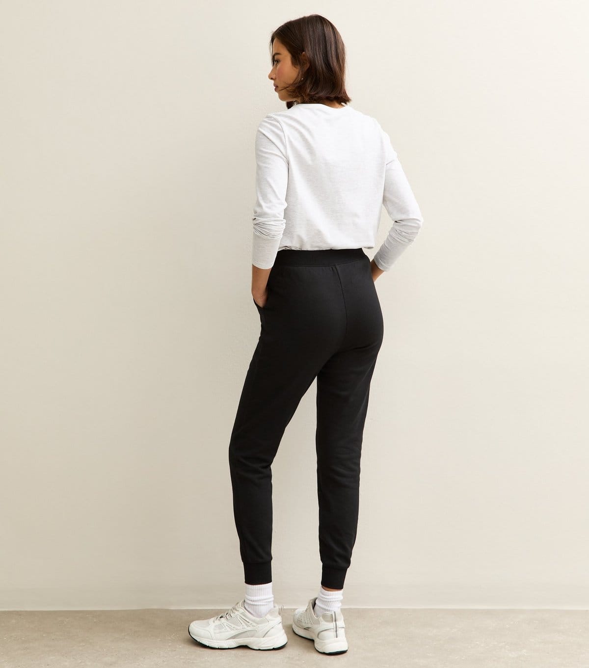 New Look Women's Back Slim Fit Joggers New Look - 4