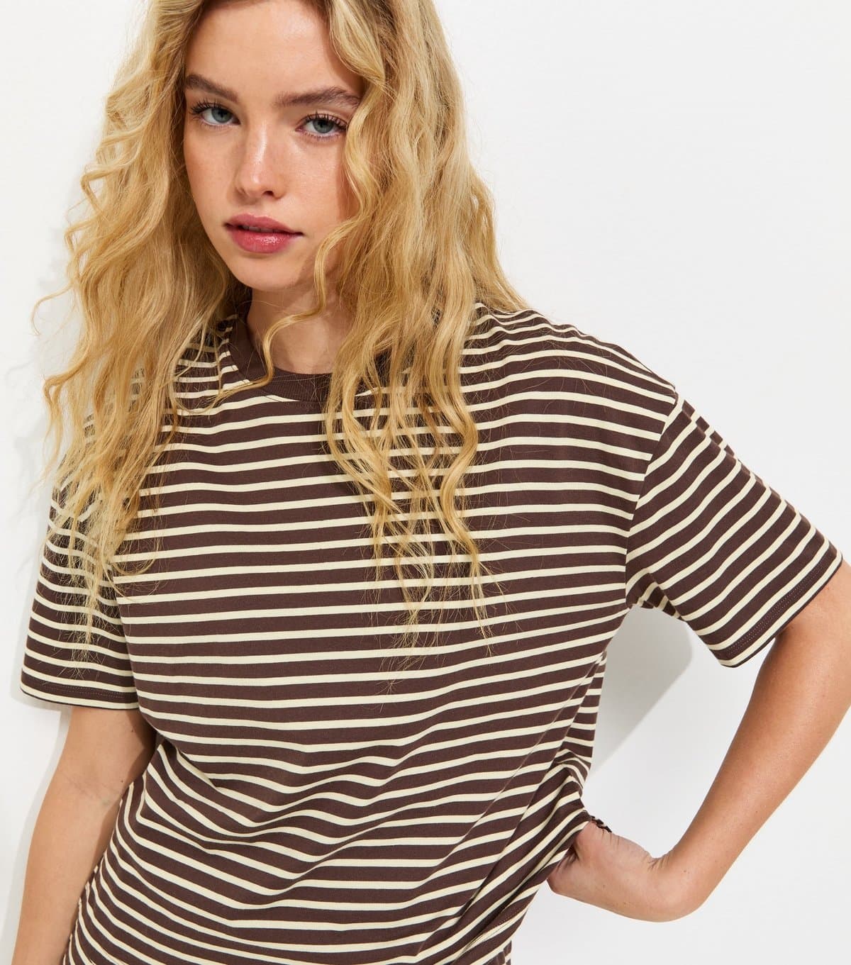 New Look Women's Brown and White Cotton Striped T-Shirt New Look