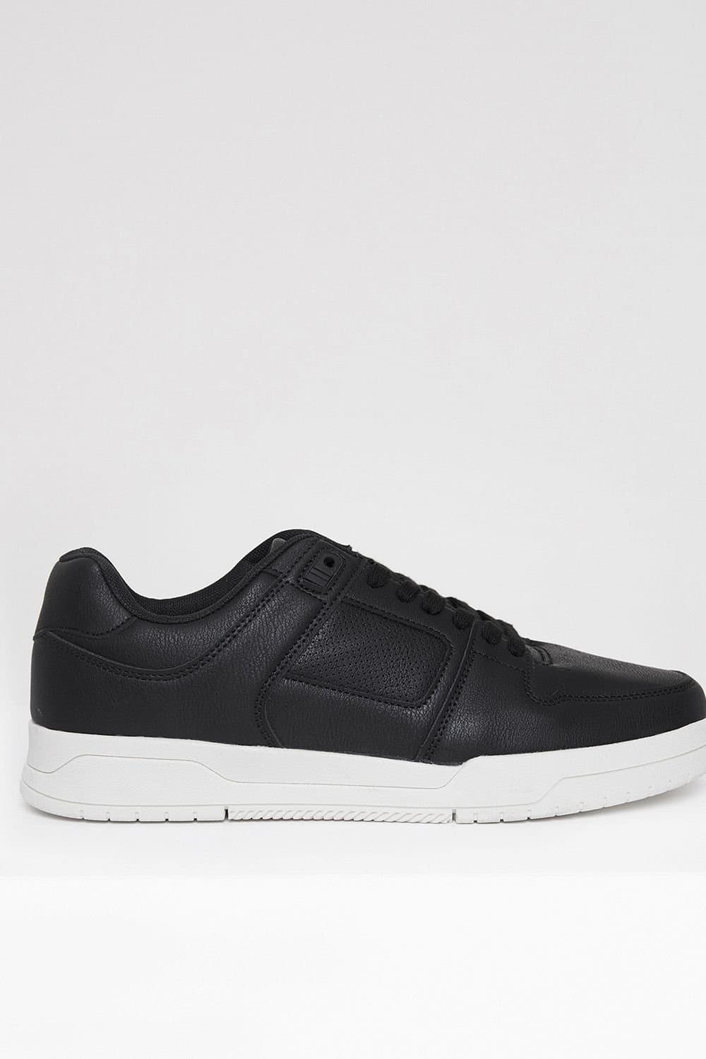 Threadbare Threadbare Men's Lace Up Court Trainers in Black
