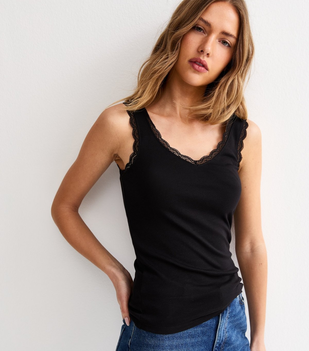 New Look Women's Black Lace Trim Vest New Look - 2