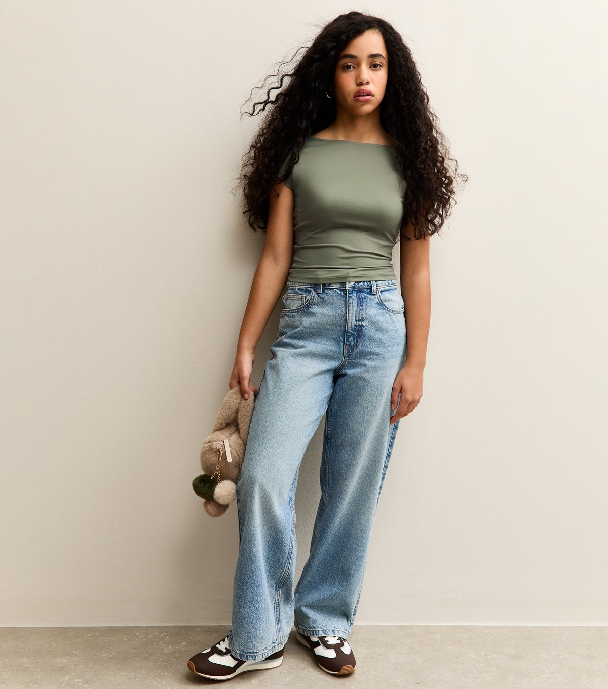 New Look Girls' Dark Khaki Slash Neck Slinky T-Shirt New Look - 3