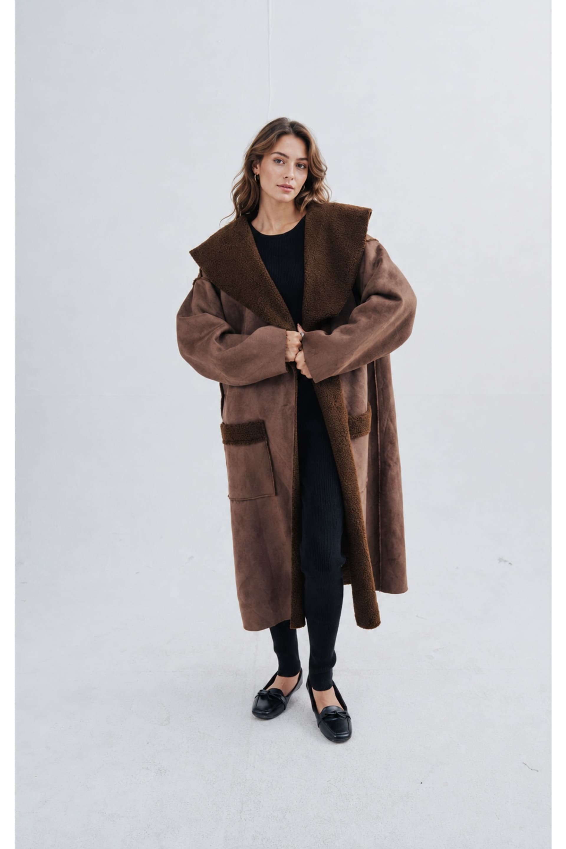Zafosh Zafosh Women's Relaxed Fit Suede Inside Fur Shearling Over coat in Brown