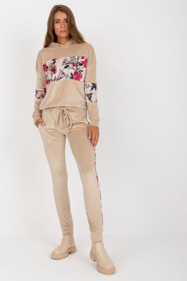 Love Lace Love Lace Women's Velour Floral Hoodie Sweatpant Set in Beige - 3