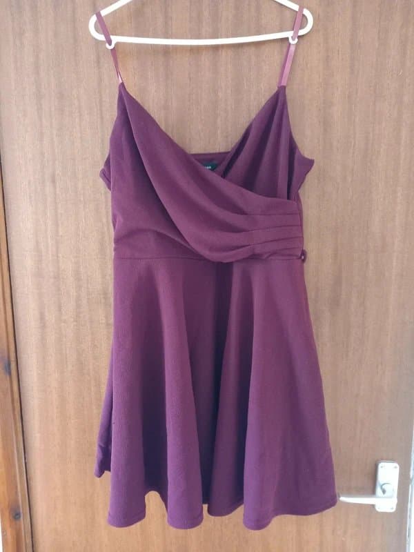 New Look Red wine coloured short dress.