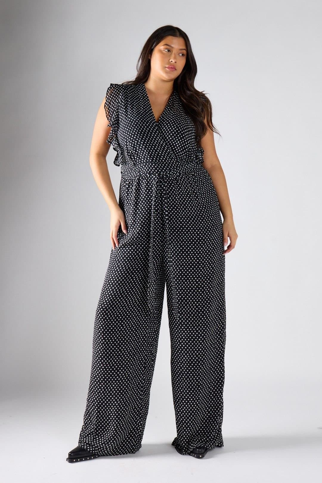 Shnoo Shnoo Women's Wide Leg Jumpsuit in Black