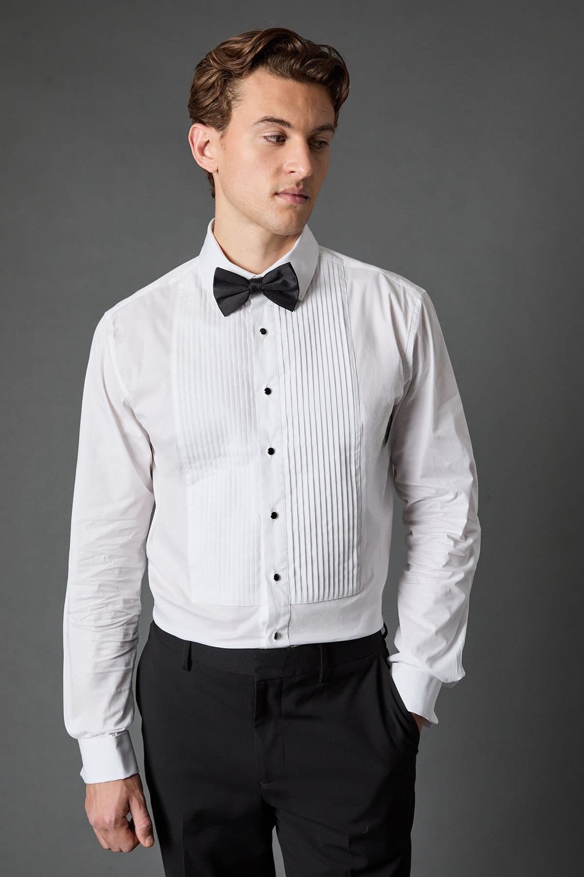 Burton Burton Men's White Pleated Front Dress Shirt