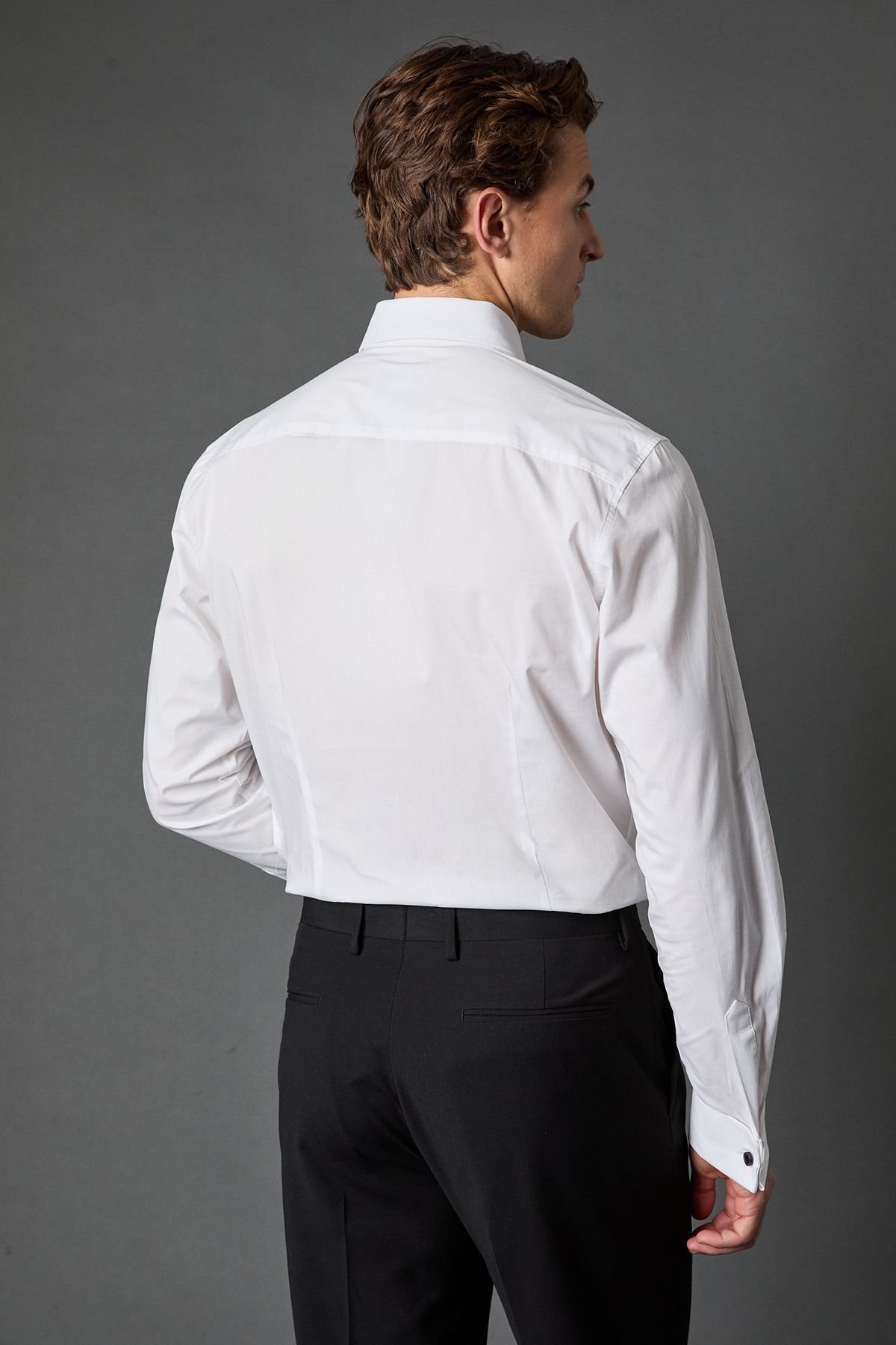 Burton Burton Men's White Pleat Front Tailored Fit Long Sleeve Dress Shirt - 3