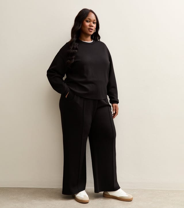 New Look Women's Plus Size Premium  Black Jersey Crew Neck Sweatshirt Curves New Look - 3