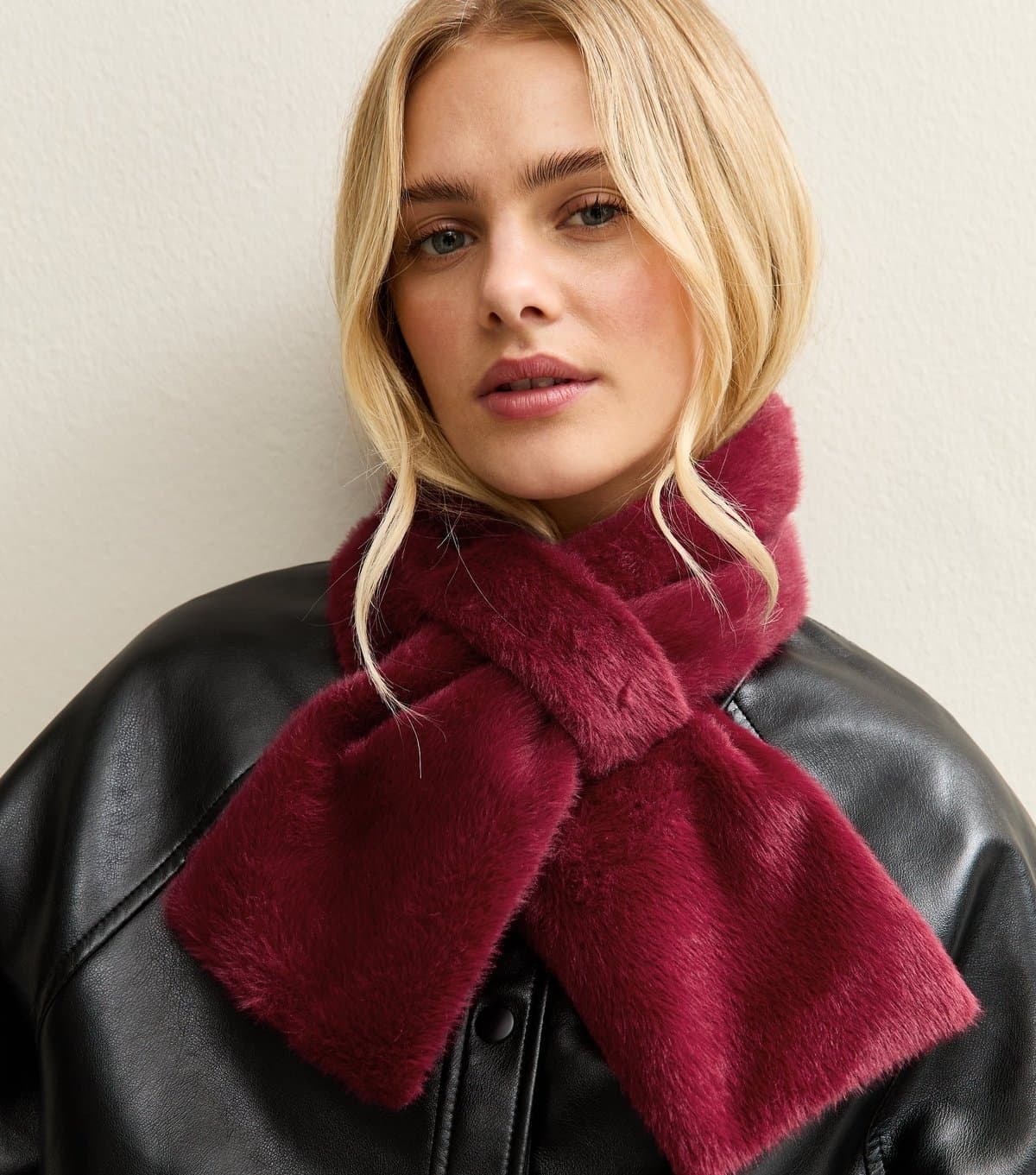 New Look New Look Dark Red Faux Fur Neck Scarf