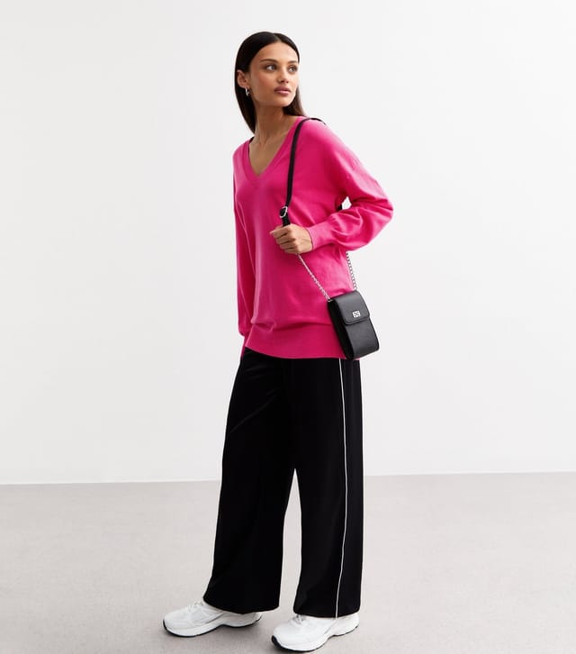 Sunshine Soul Women's Pink V-Neck Jumper Sunshine Soul New Look - 3