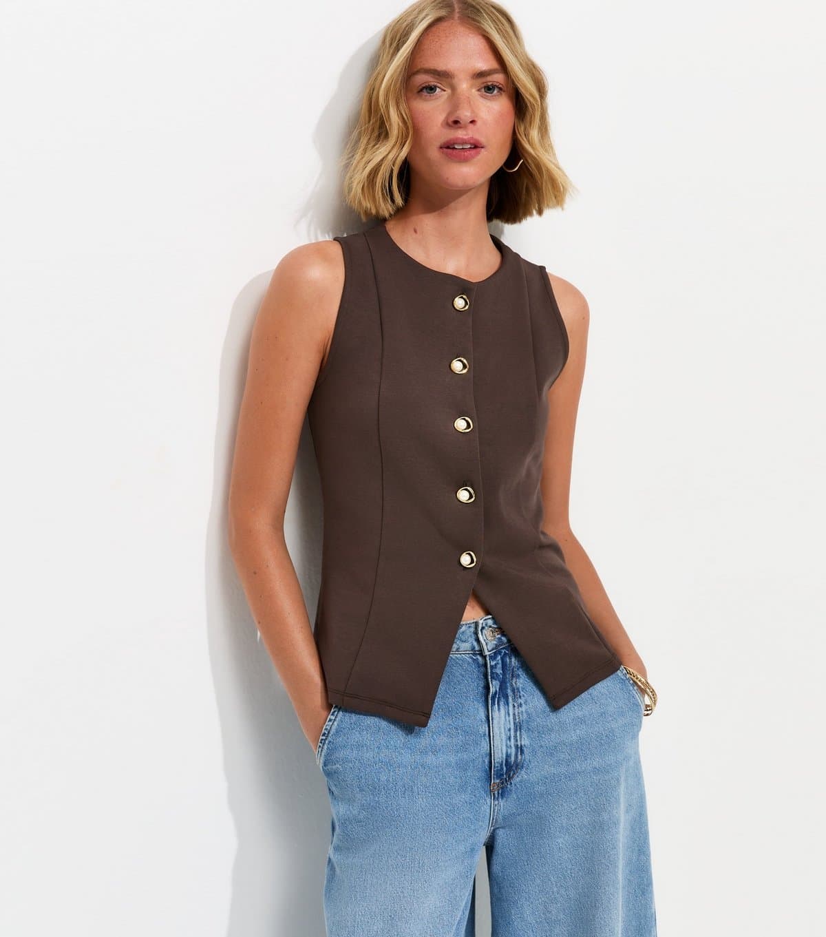 New Look Women's Dark Brown Jersey Crew Neck Faux Pearl Button Waistcoat New Look