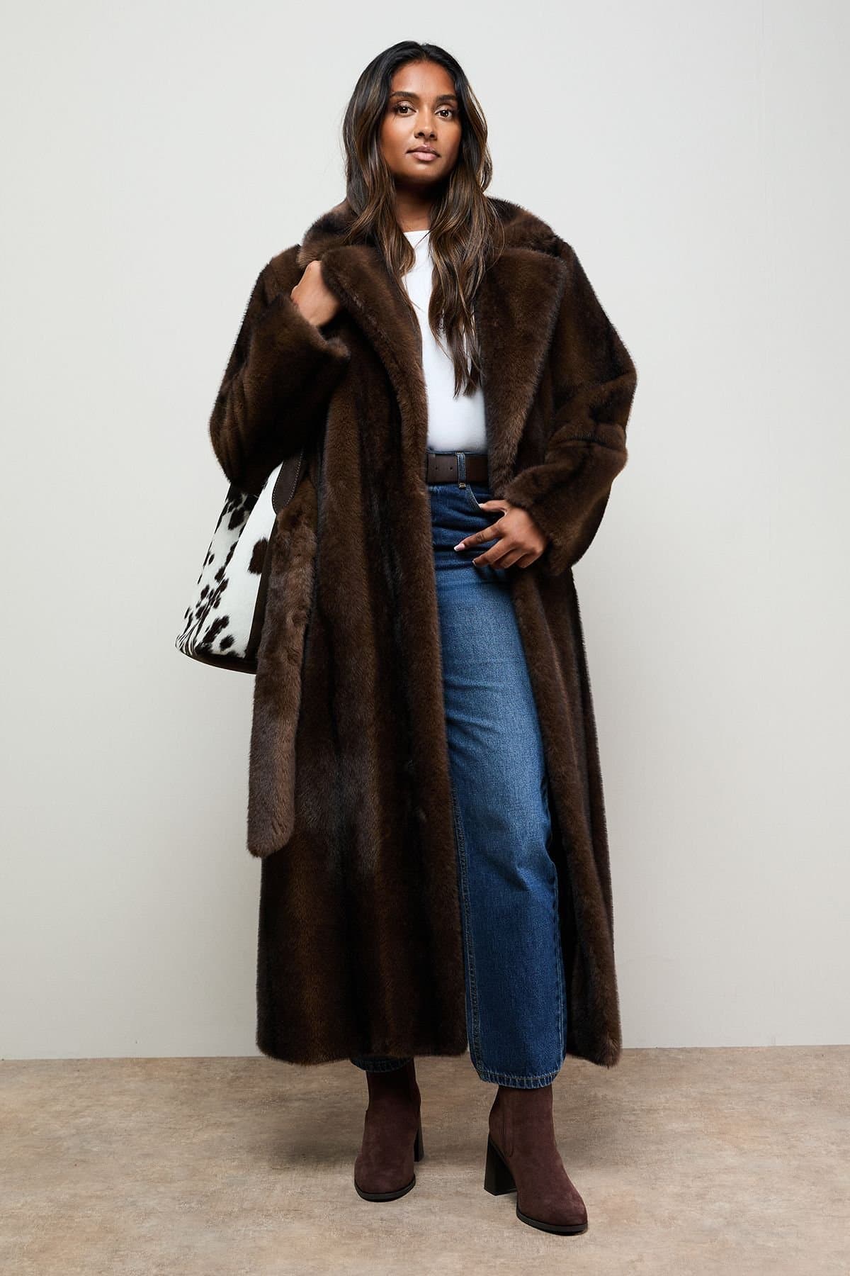Oasis Oasis Women's Belted Faux Fur Maxi Coat in Dark Brown