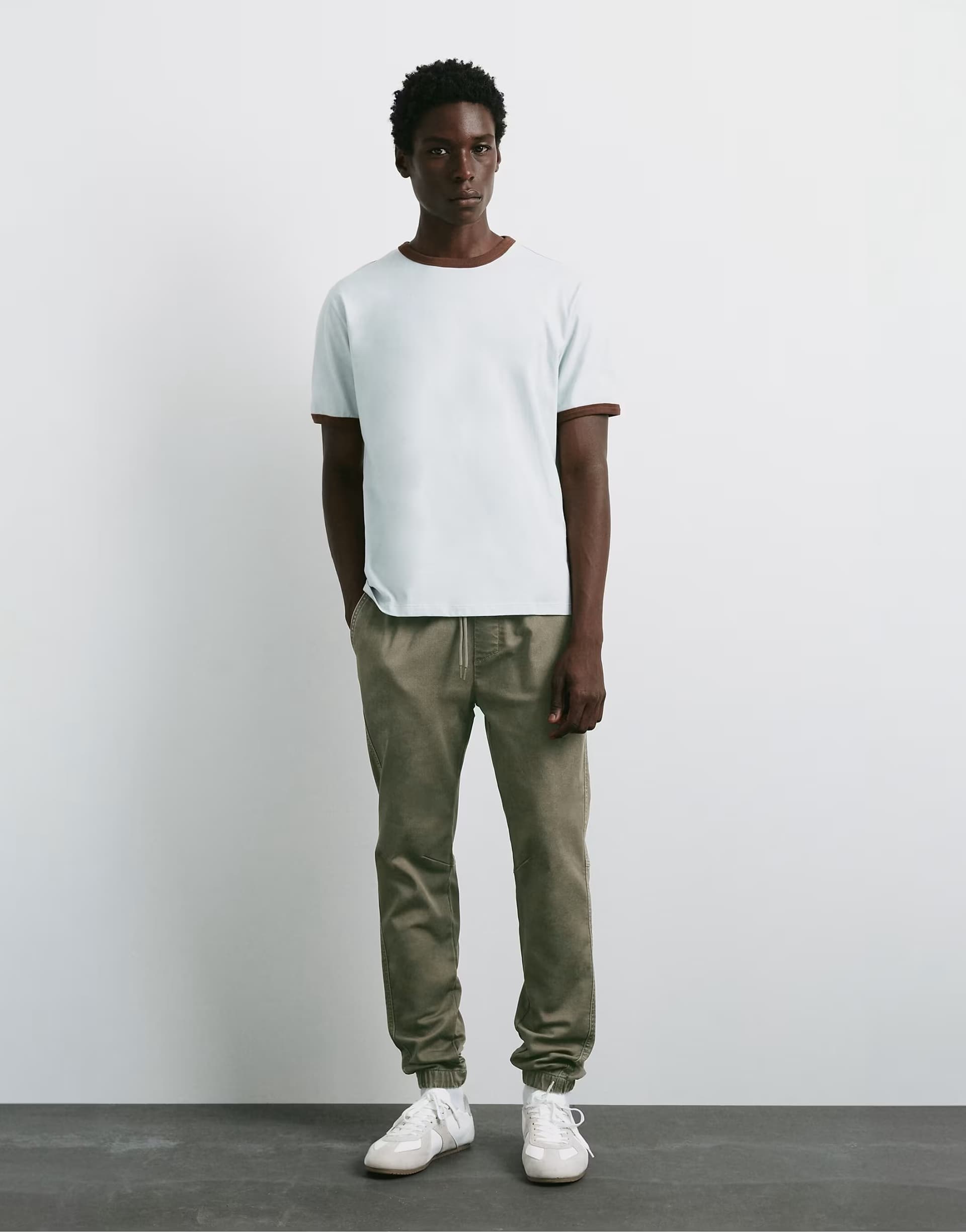 ASOS ASOS Dark Khaki Regular Fit Jogging Trousers