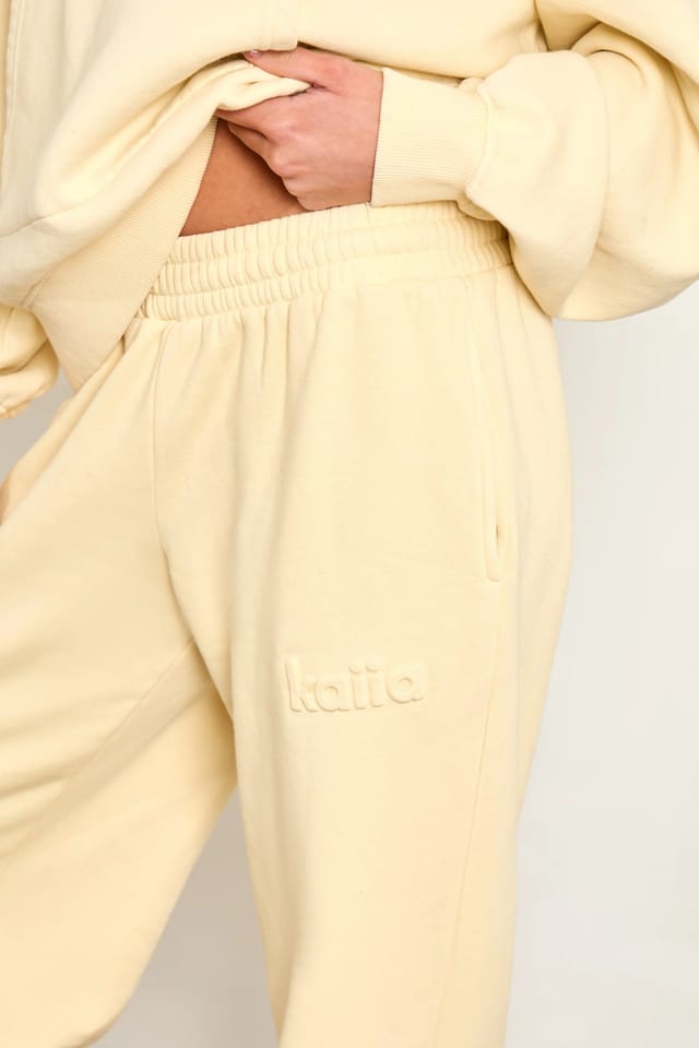 Kaiia Kaiia Embossed Wide Leg Joggers Washed Butter Yellow - 2