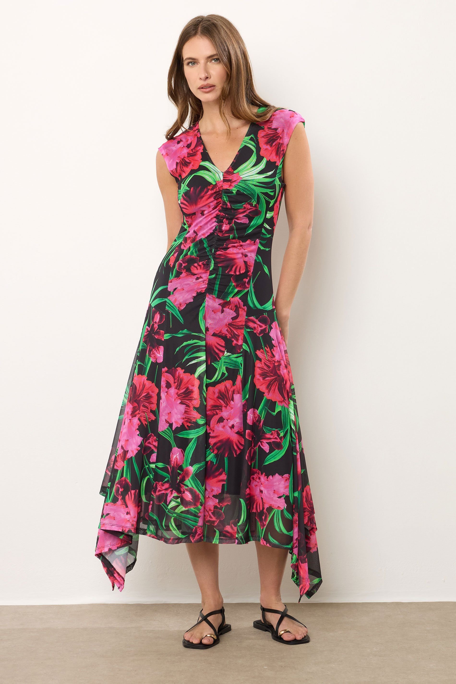 Star By Julien Macdonald Star by Julien Macdonald Women's Floral Hanky Hem Midi Dress in Black - 4