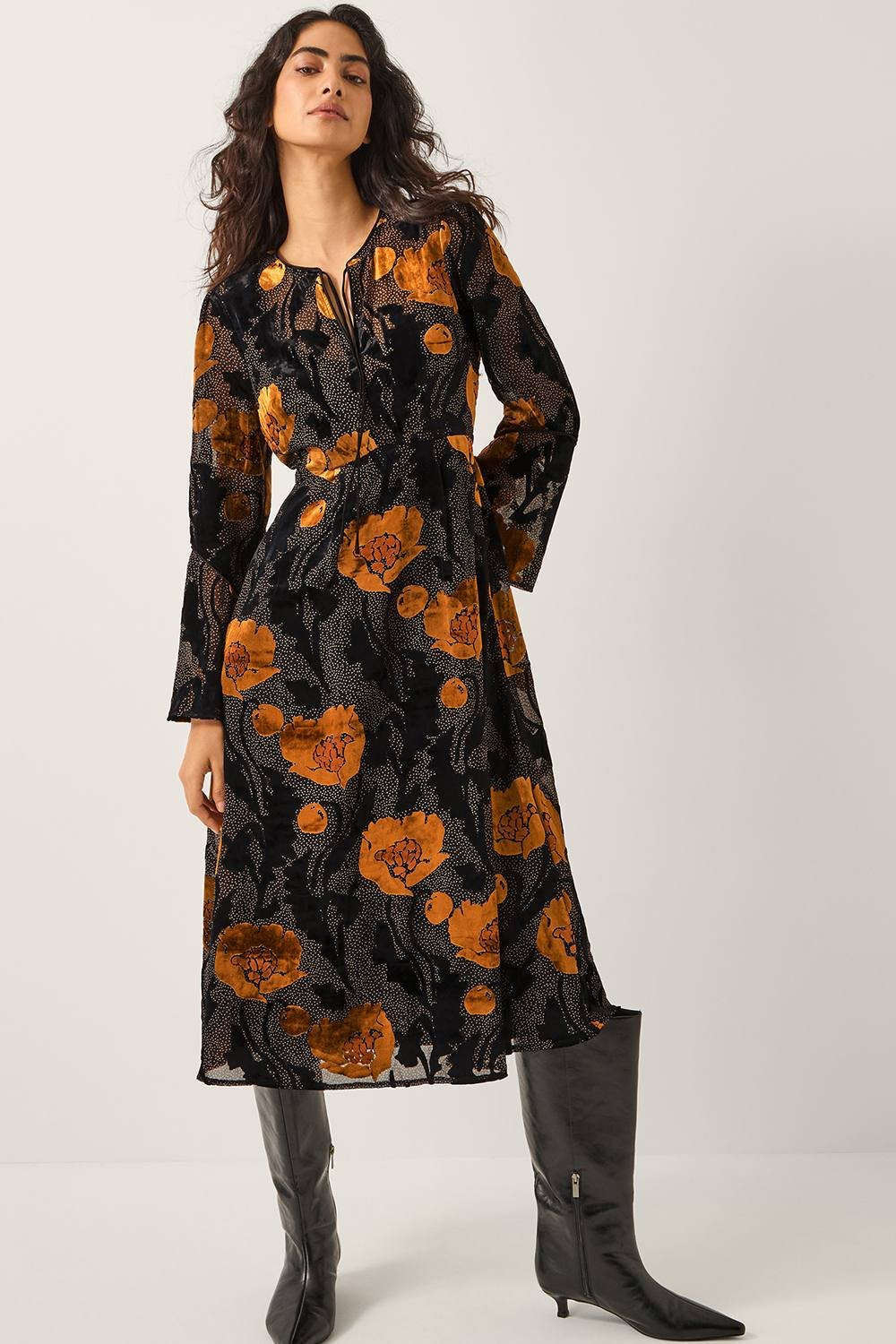 Monsoon Monsoon Women's Reese Devor� Polka Dot Midi Dress Black - 4