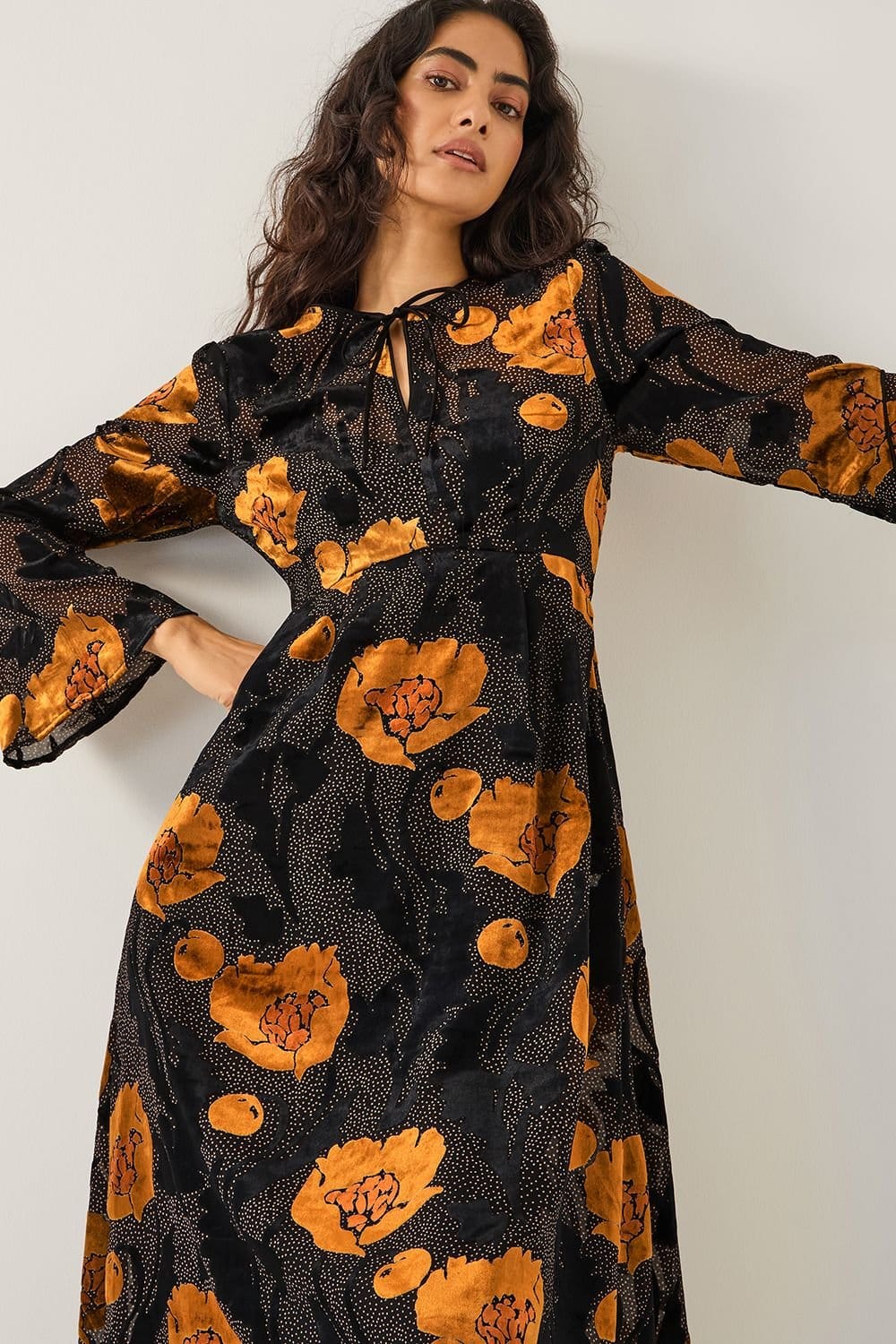 Monsoon Monsoon Women's Reese Devor� Polka Dot Midi Dress Black - 4