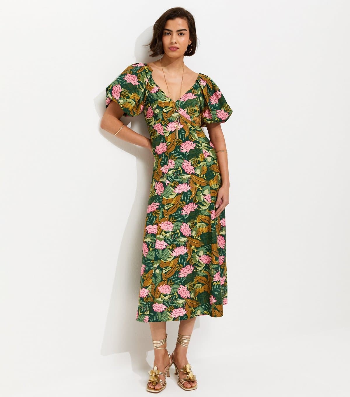 New Look Women's Green Lotus Print Puff Sleeve Midi Dress New Look