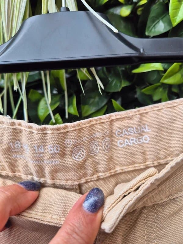 Primark Combat cargo trousers buttermilk beige size 18