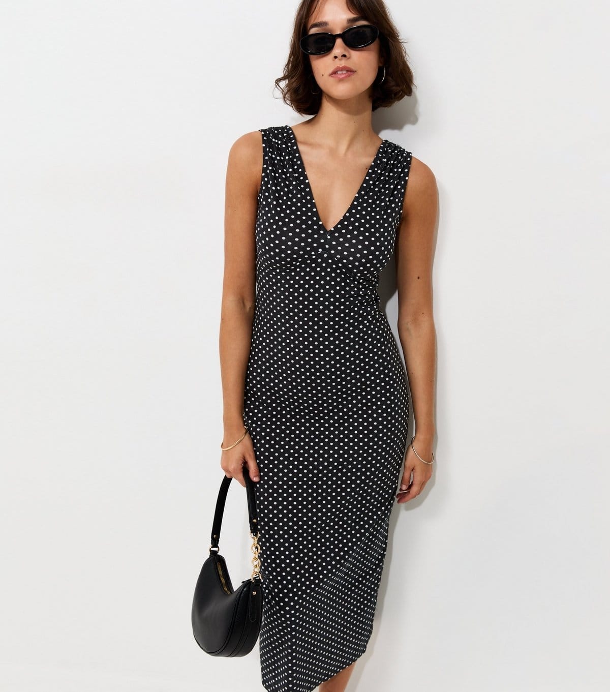 Women's Black Polka Dot Ruched Shoulder V-Neck Midi Dress New Look