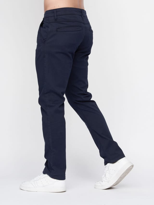Duck&Cover Duck&Cover Moretor Men's Slim-Fit Lightweight Stretch Canvas Chinos with Secure Penny Pocket in Navy - 3