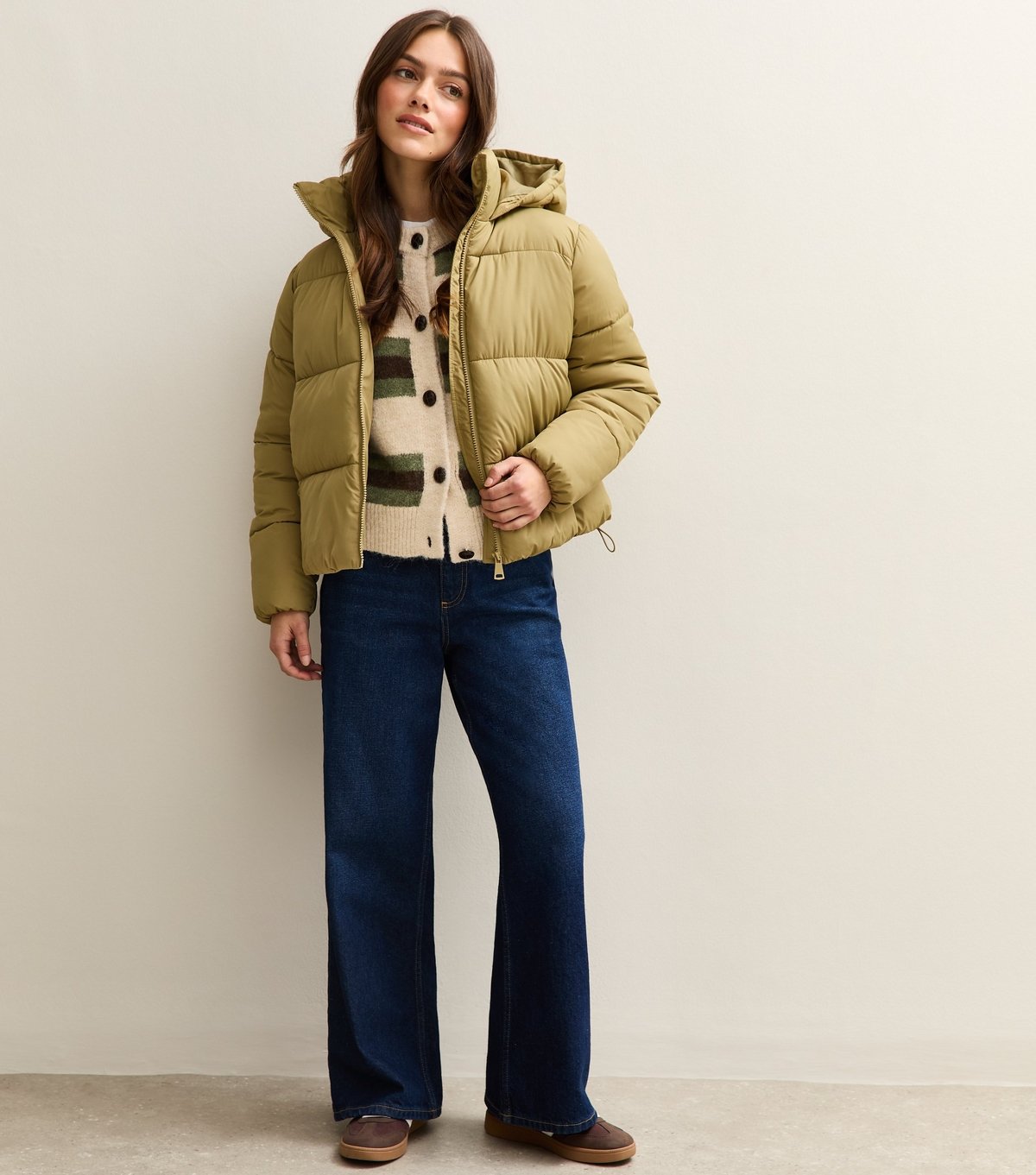 New Look Women's Petite Light Khaki Cropped Puffer Jacket New Look - 2