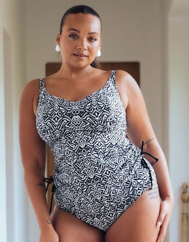 Curvy Kate Curvy Kate Women's Wild Horizon Non-Wired Multiway Tankini Top Swimwear in Black - 2