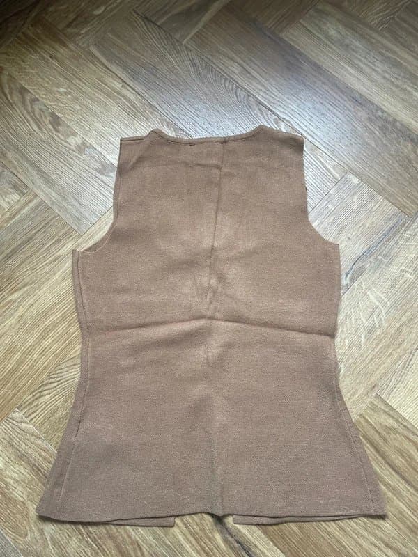 New Look Ladies knitted sleeveless top