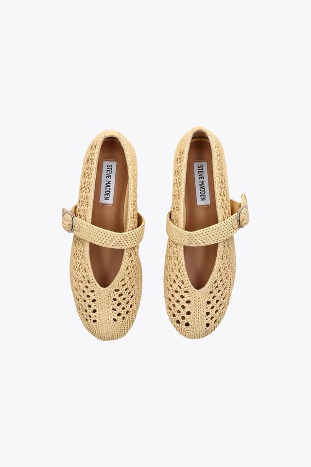 Steve Madden STEVE MADDEN Women's 'Alara' Flats in Beige - 2