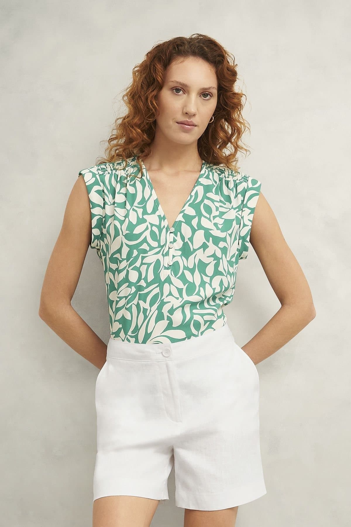Hobbs London Hobbs London White Linen High-Rise Tailored Shorts