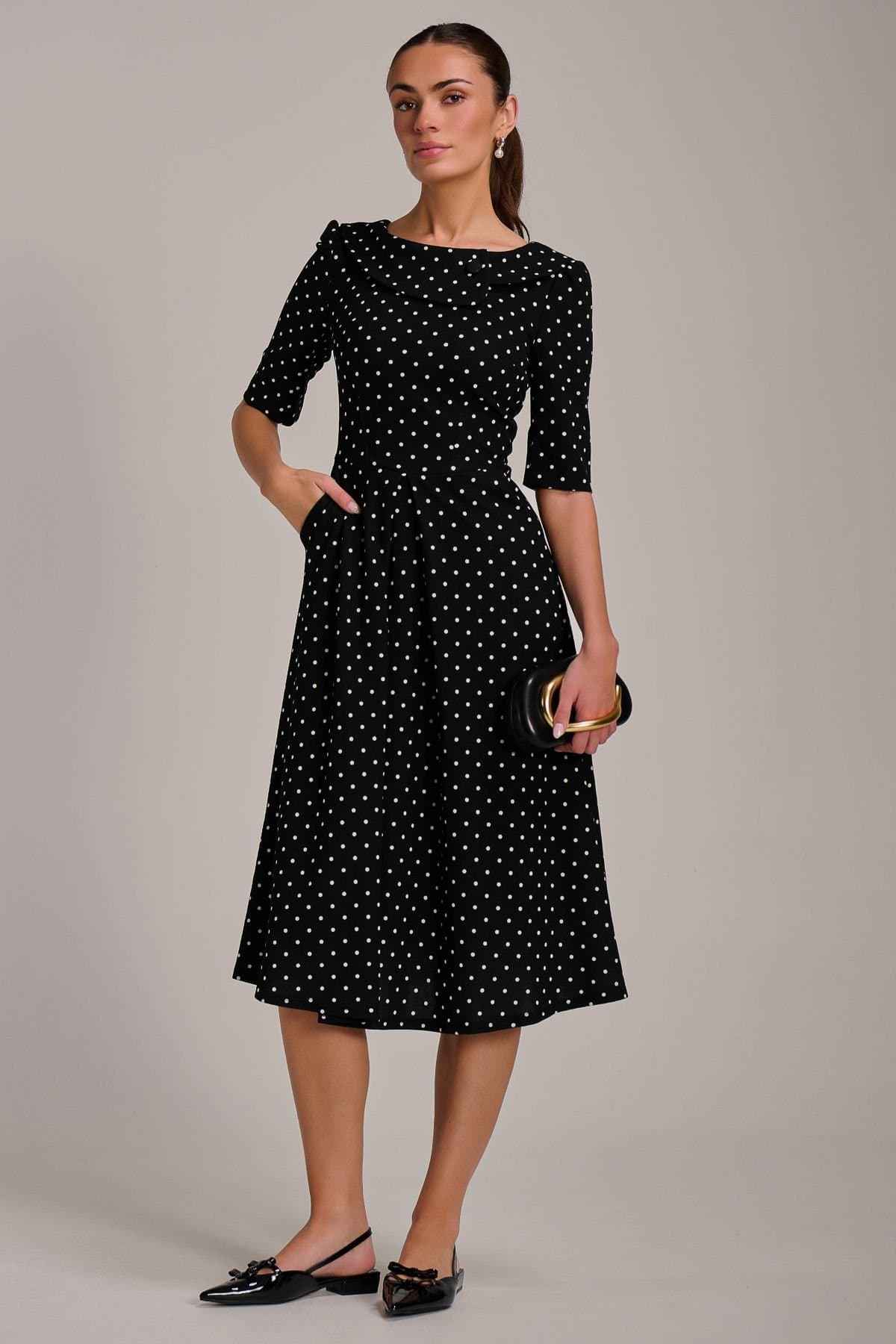 Jolie Moi Jolie Moi Women's Printed Scuba Fold Collar Midi Dress in Black
