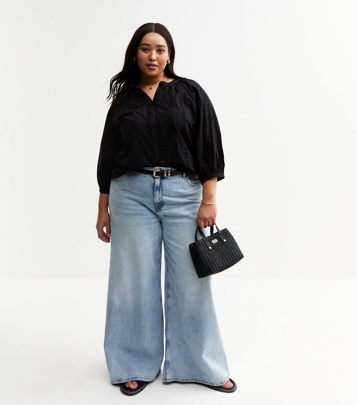 New Look Women's Plus Size Black Broderie Anglaise Cropped Sleeve Blouse Curves New Look - 3