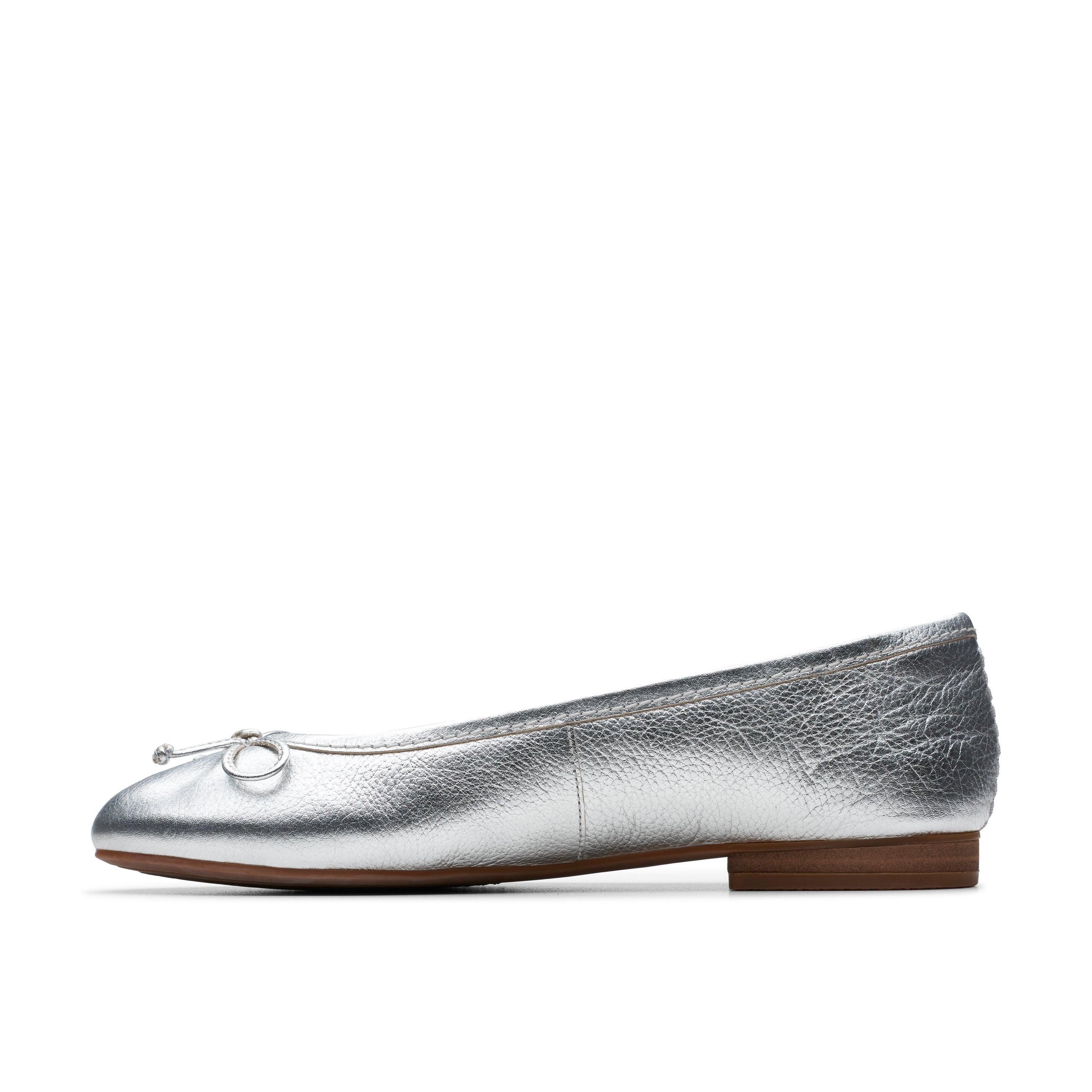 Clarks Clarks Women's Fawna Lily Silver Leather Ballerina - 2