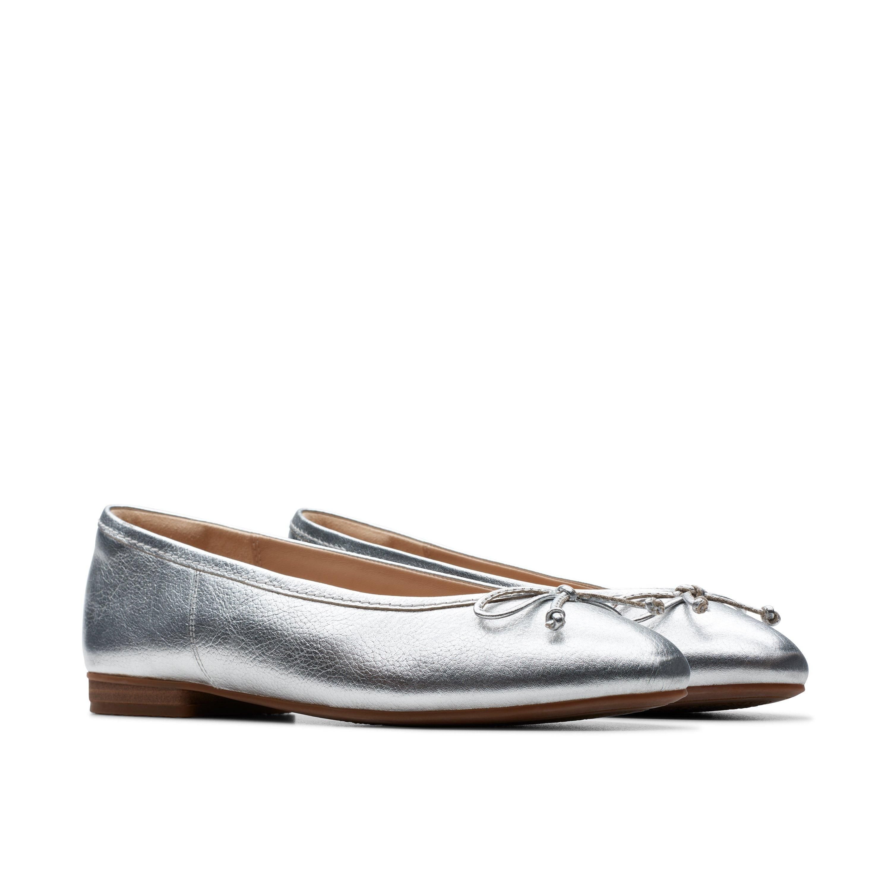 Clarks Clarks Women's Fawna Lily Silver Leather Ballerina - 4
