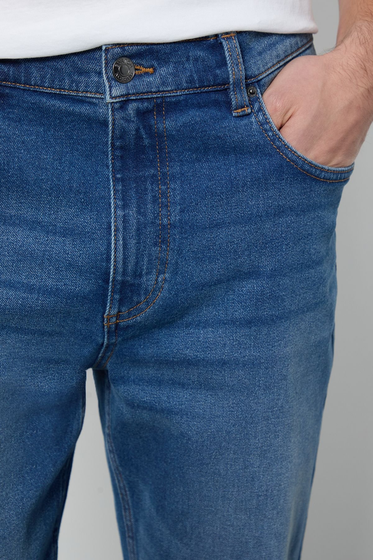 Burton Burton Men's Mid Wash Stretch Regular Straight Fit Jeans in Mid Blue - 4