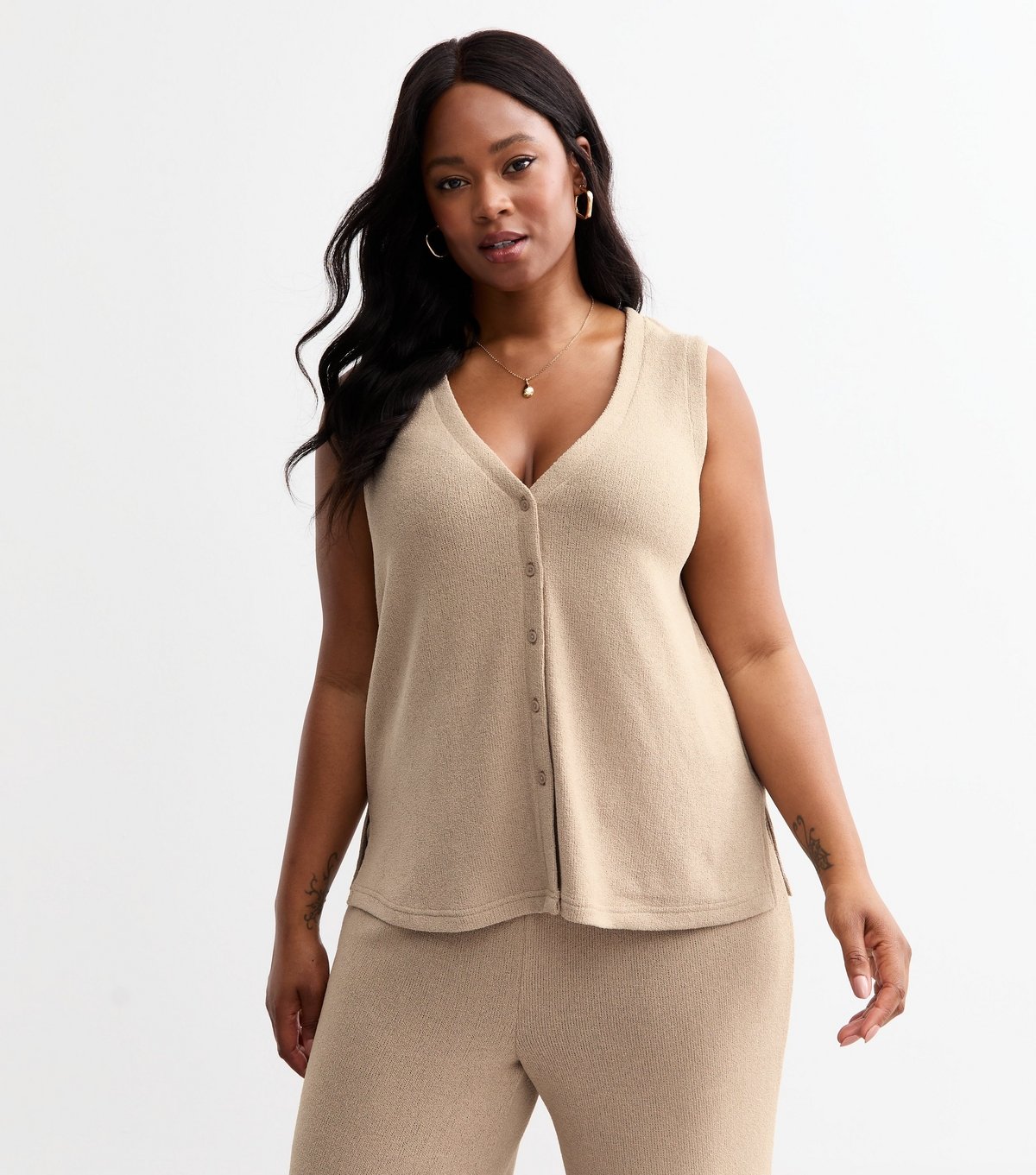 New Look Women's Plus Size Mink Button Through Knit Vest Curves New Look - 4