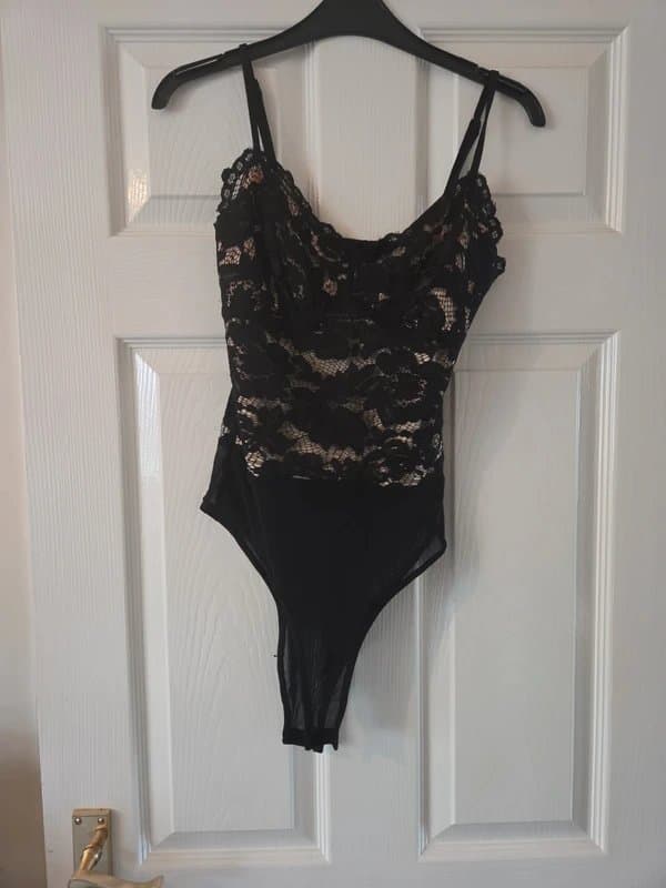 New Look Size 8 bodysuit