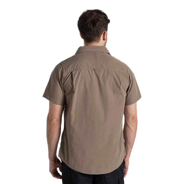 Craghoppers Craghoppers Men's Kiwi Short-Sleeved Shirt in Light Beige - 2