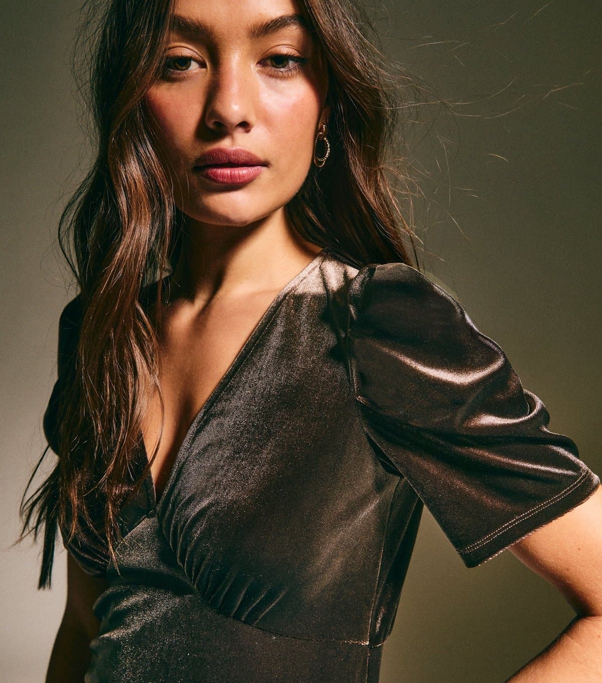 New Look Women's Dark Brown Velvet Puff Sleeve Top New Look