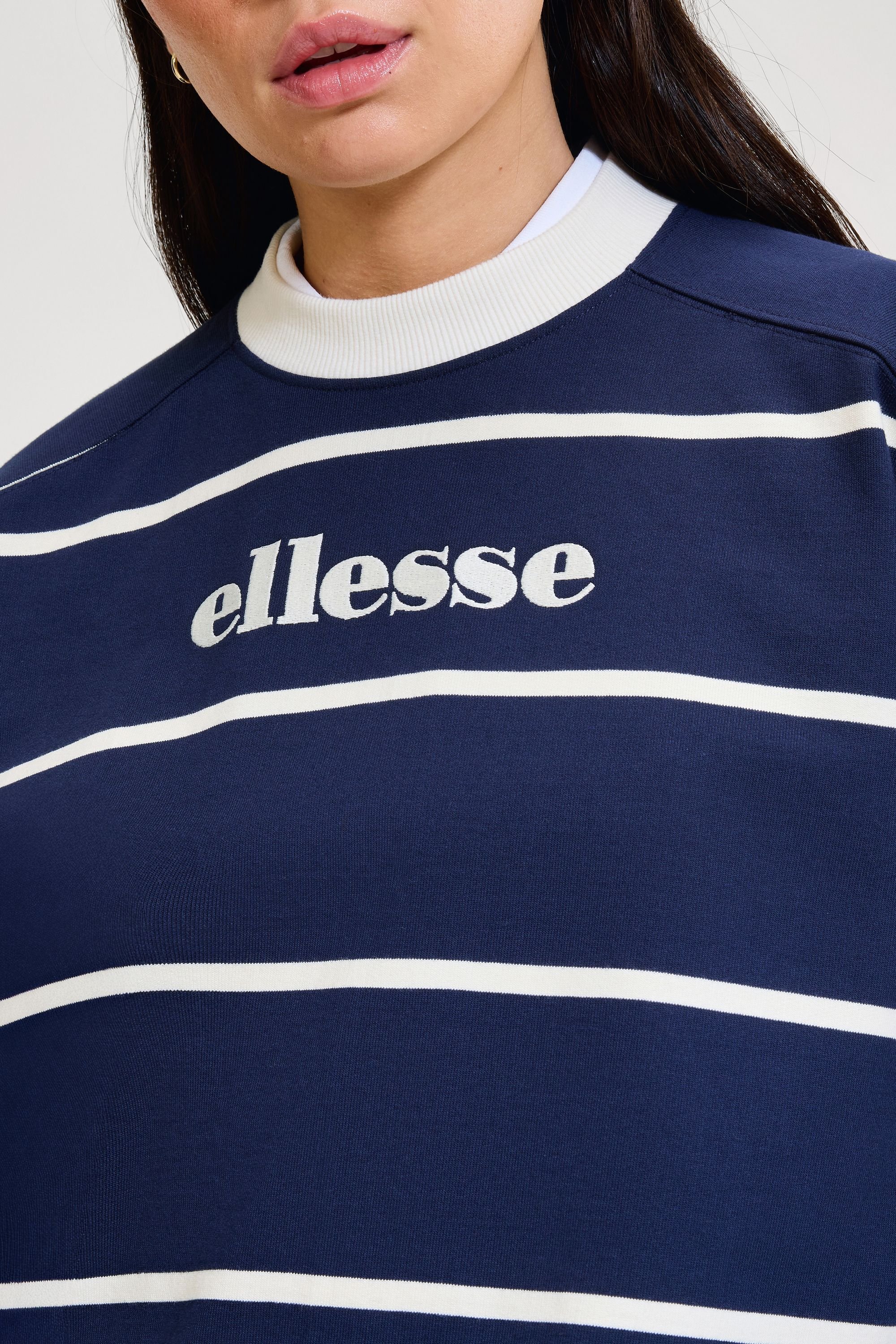 Ellesse Ellesse Women's Taggia Sweatshirt in Dark Blue - 3